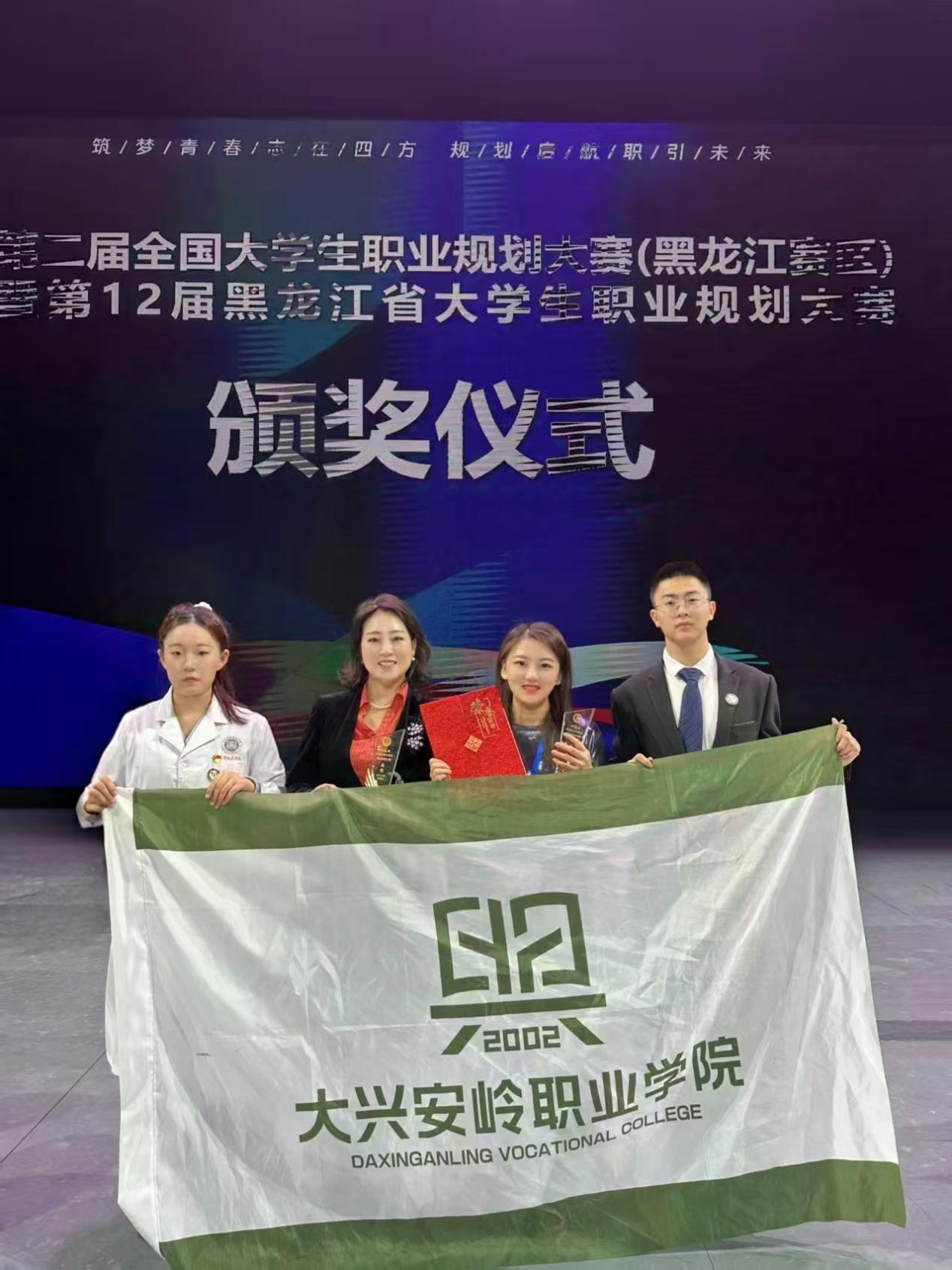 1741768857381582.png 图片3.png