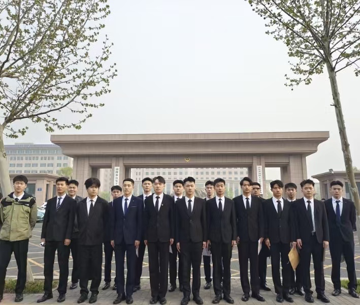 1744677290240526.jpg 5ed99e9a3c277d303a3b235b3b1084c.jpg