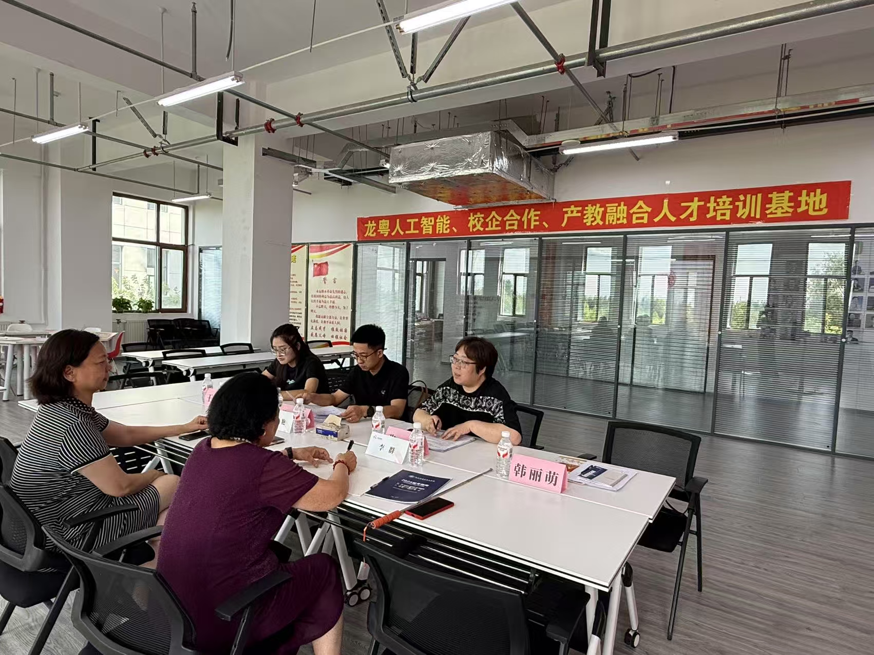 1752821180132515.jpg 7283919b8ce1b40eaa49bd2ba374b24a_.jpg