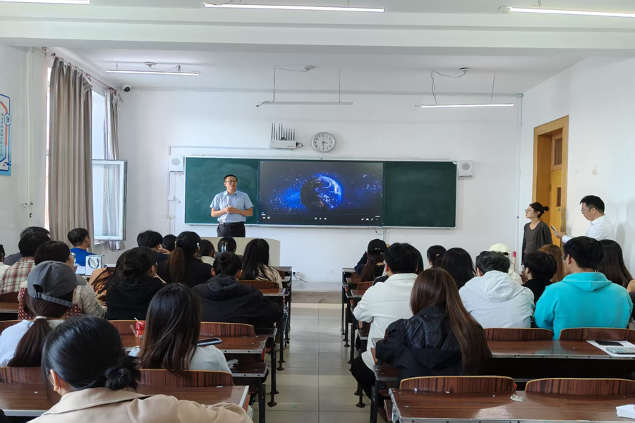 1758676705544459.png 01.png