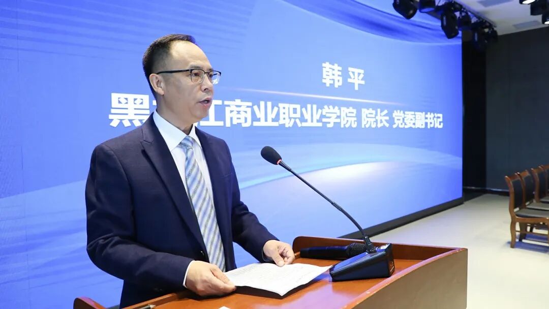 1760062656173299.jpg 2.jpg