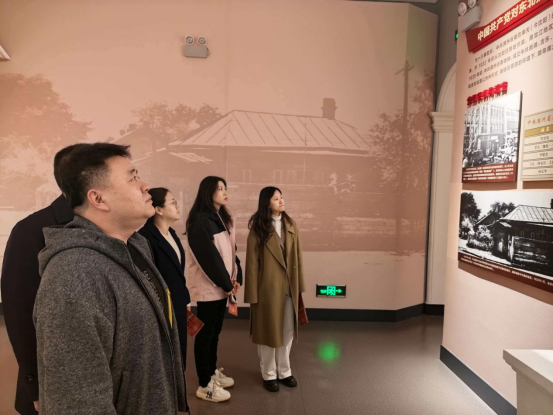 1762419386717107.png image.png